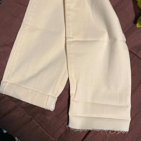 Apricot Colored Jeans by KanCan Brand. NWT! - Picture 15 of 16